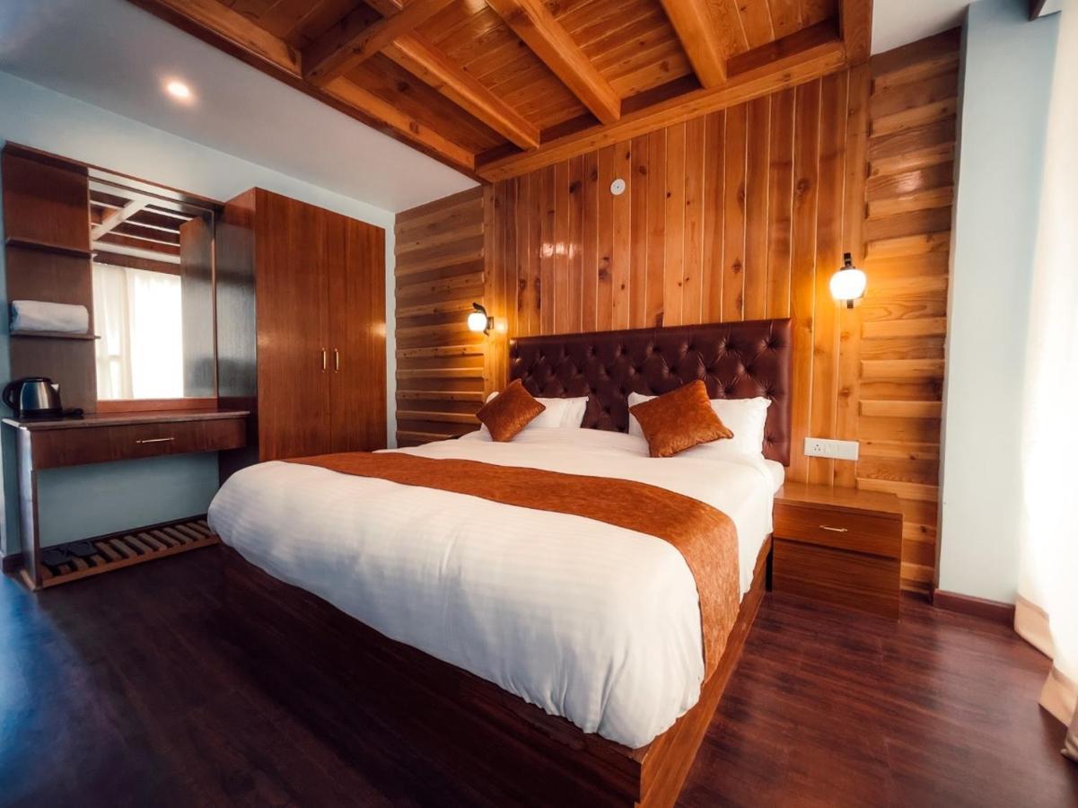 Vista Hill Resort- Centrally Heated & Air Cooled Resort, Manali Exterior foto