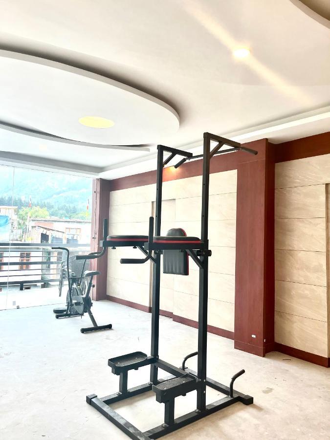 Vista Hill Resort- Centrally Heated & Air Cooled Resort, Manali Exterior foto